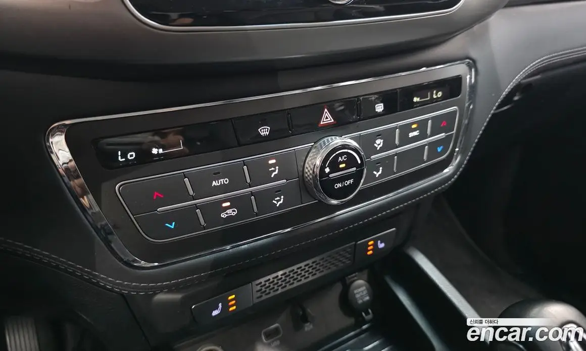 SsangYong Rexton 2019 2.2 автомат (гидро), фото 16
