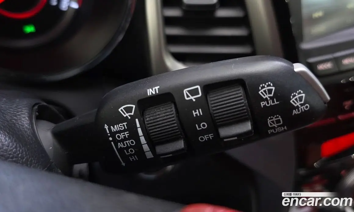 SsangYong TIBOLI 2015 1.6 автомат (гидро), фото 17