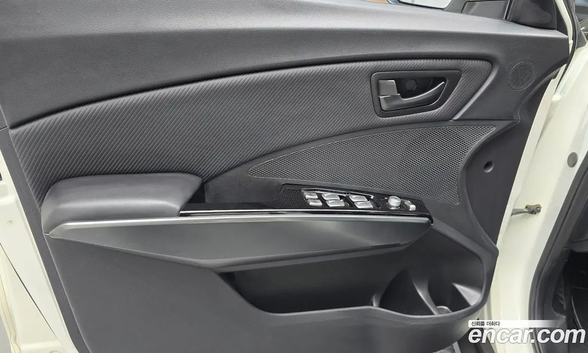 SsangYong TIBOLI 2016 1.6 автомат (гидро), фото 14
