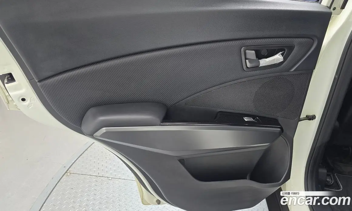 SsangYong TIBOLI 2016 1.6 автомат (гидро), фото 15