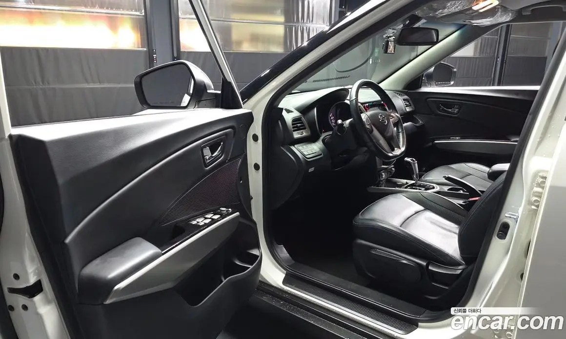 SsangYong TIBOLI 2016 1.6 автомат (гидро), фото 13