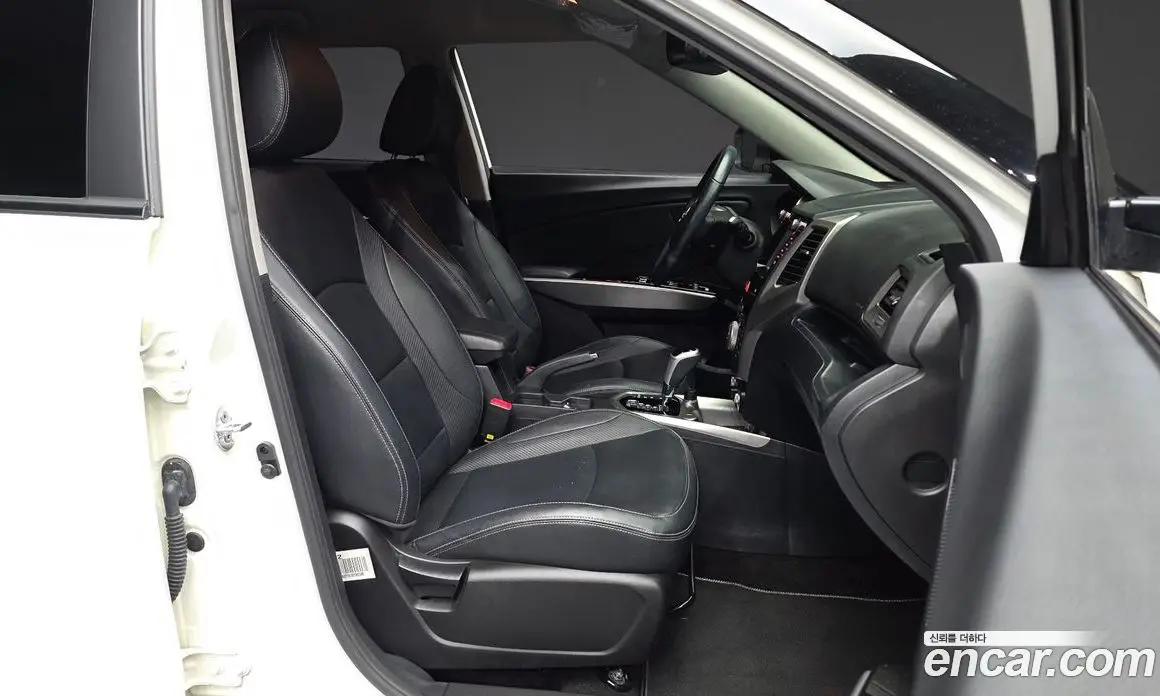 SsangYong TIBOLI 2016 1.6 автомат (гидро), фото 17