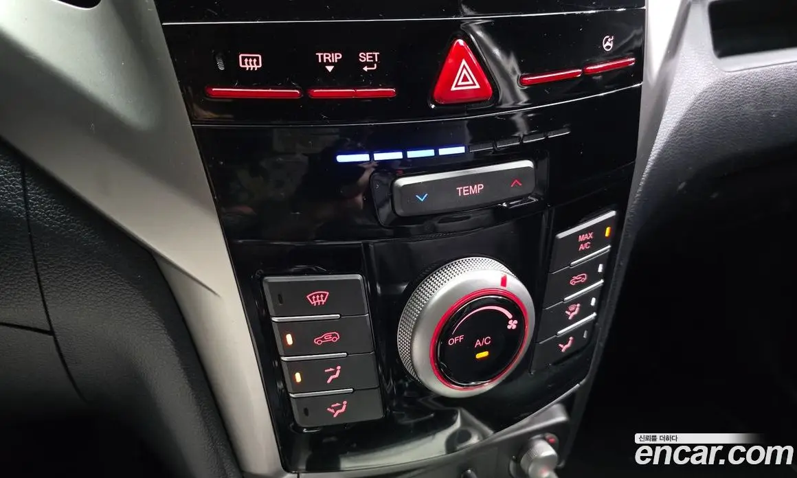 SsangYong TIBOLI 2016 1.6 автомат (гидро), фото 22