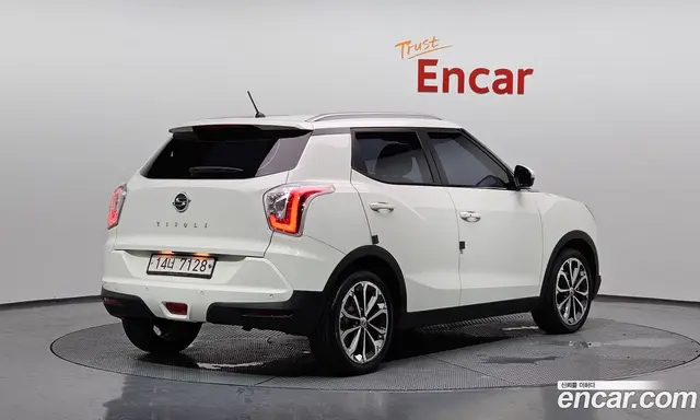 SsangYong TIBOLI 2017 1.6 автомат (гидро), миниатюра 2