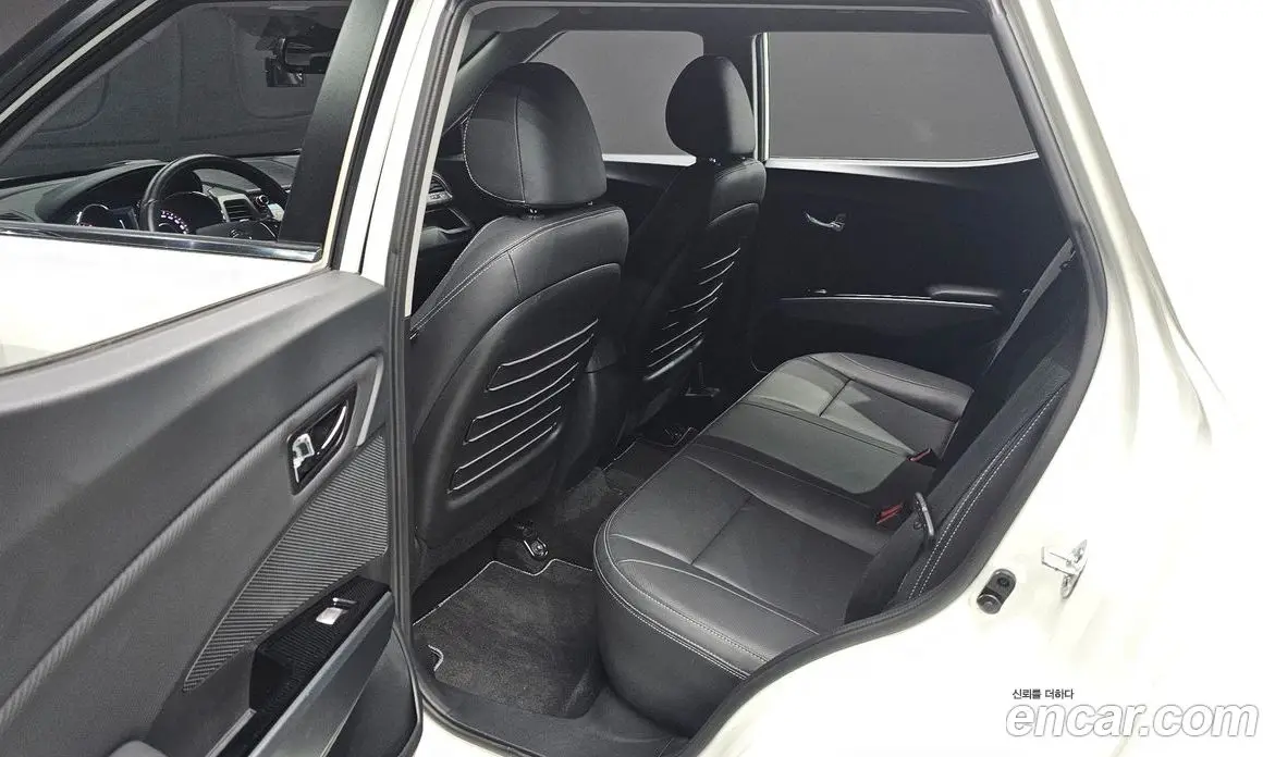 SsangYong TIBOLI 2018 1.6 автомат (гидро), фото 11 SsangYong TIBOLI 2018 1.6 автомат (гидро), фото 11