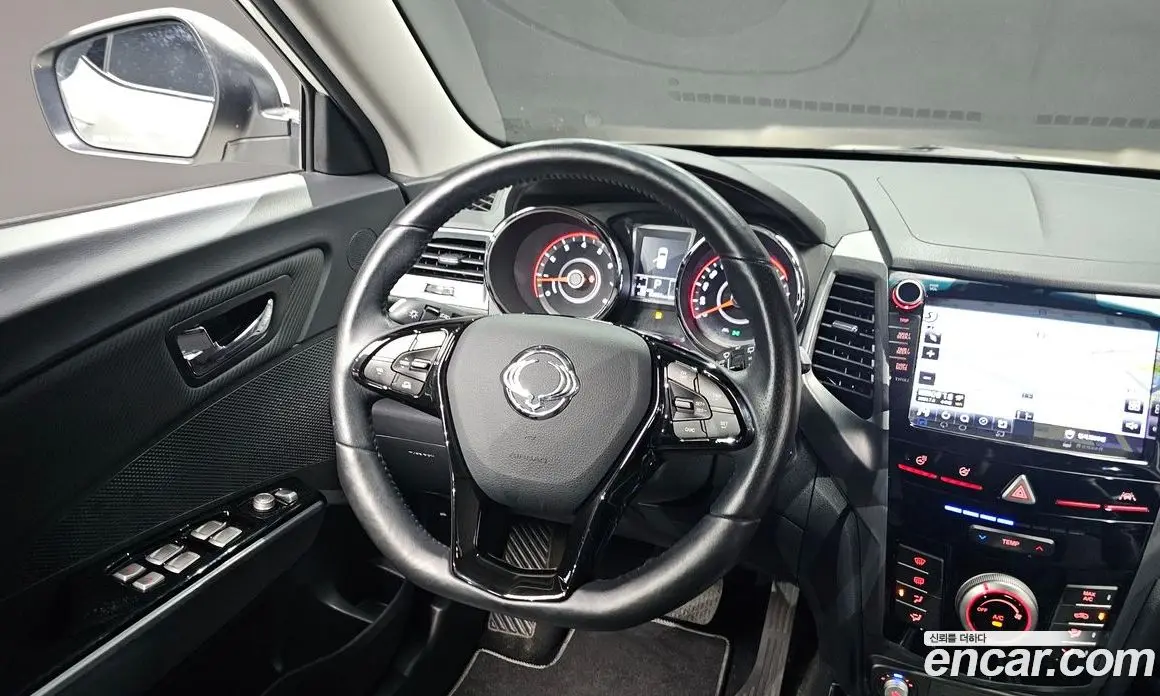 SsangYong TIBOLI 2018 1.6 автомат (гидро), фото 13 SsangYong TIBOLI 2018 1.6 автомат (гидро), фото 13