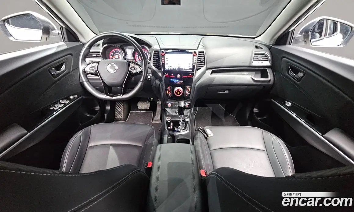SsangYong TIBOLI 2018 1.6 автомат (гидро), фото 7 SsangYong TIBOLI 2018 1.6 автомат (гидро), фото 7