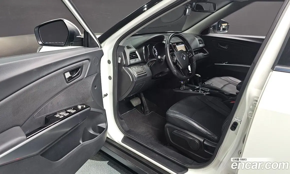 SsangYong TIBOLI 2018 1.6 автомат (гидро), фото 10 SsangYong TIBOLI 2018 1.6 автомат (гидро), фото 10