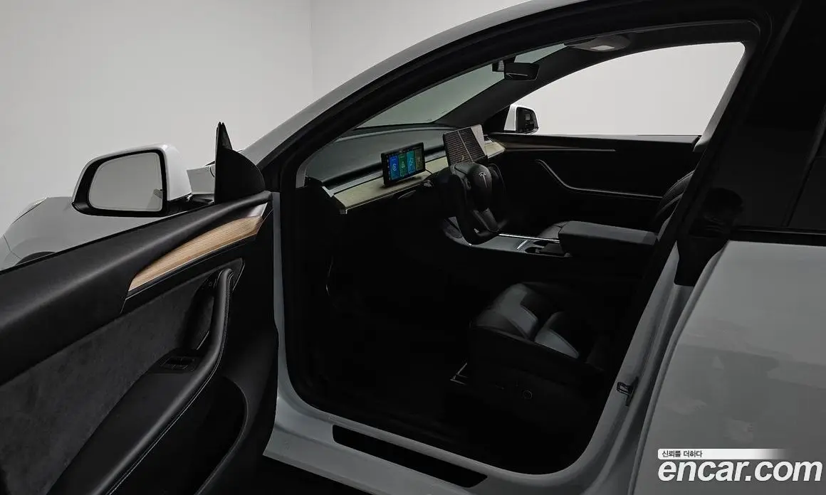 Tesla Model Y 2023 0.2 автомат (гидро), фото 12 Tesla Model Y 2023 0.2 автомат (гидро), фото 12