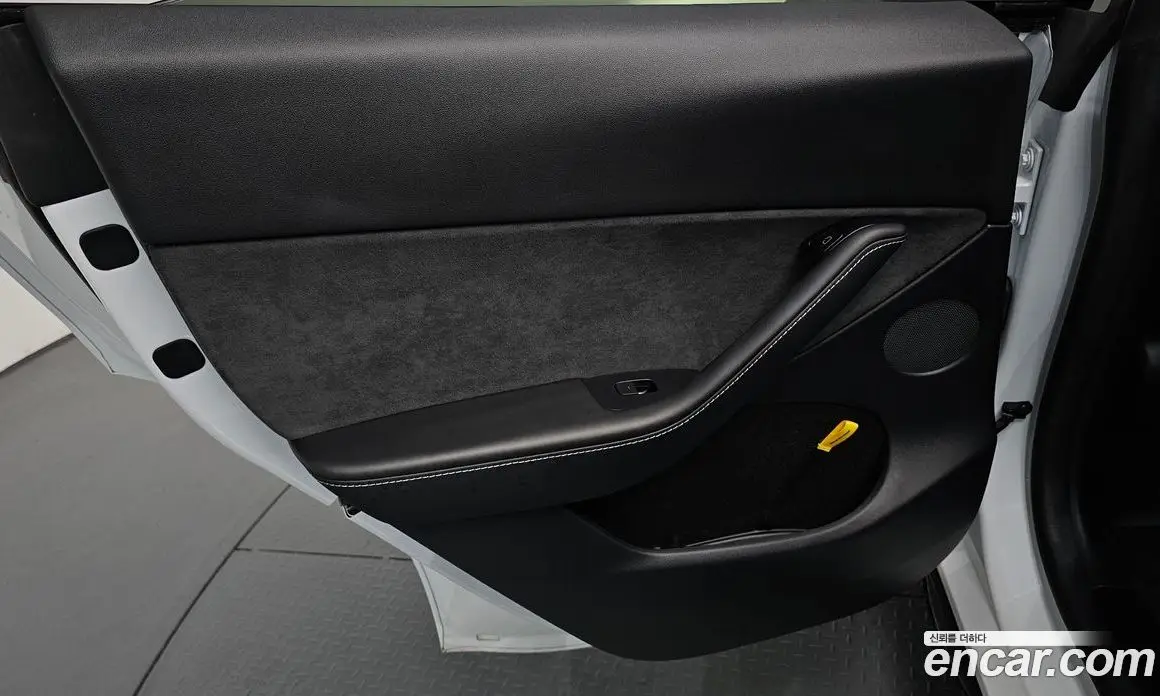 Tesla Model Y 2023 0.2 автомат (гидро), фото 14 Tesla Model Y 2023 0.2 автомат (гидро), фото 14