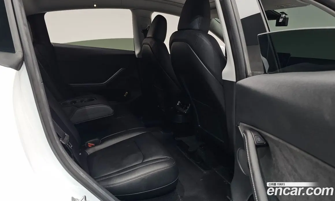 Tesla Model Y 2023 0.2 автомат (гидро), фото 16 Tesla Model Y 2023 0.2 автомат (гидро), фото 16