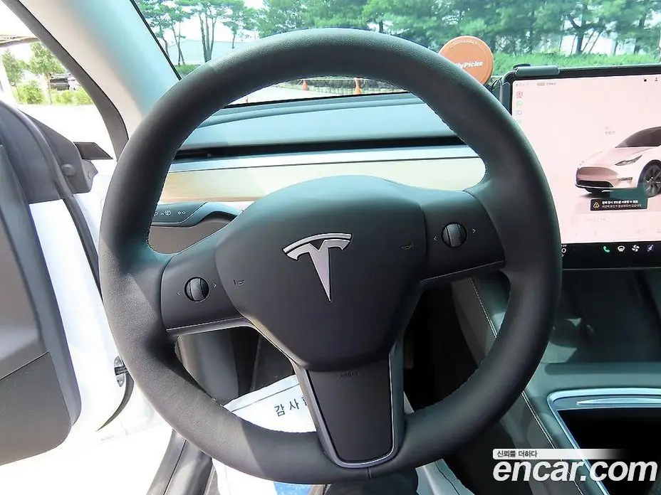 Tesla Model Y 2024 автомат (гидро), фото 8 Tesla Model Y 2024 автомат (гидро), фото 8