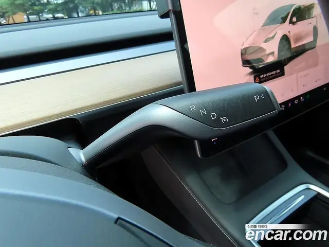 Tesla Model Y 2024 автомат (гидро), миниатюра 9 Tesla Model Y 2024 автомат (гидро), миниатюра 9