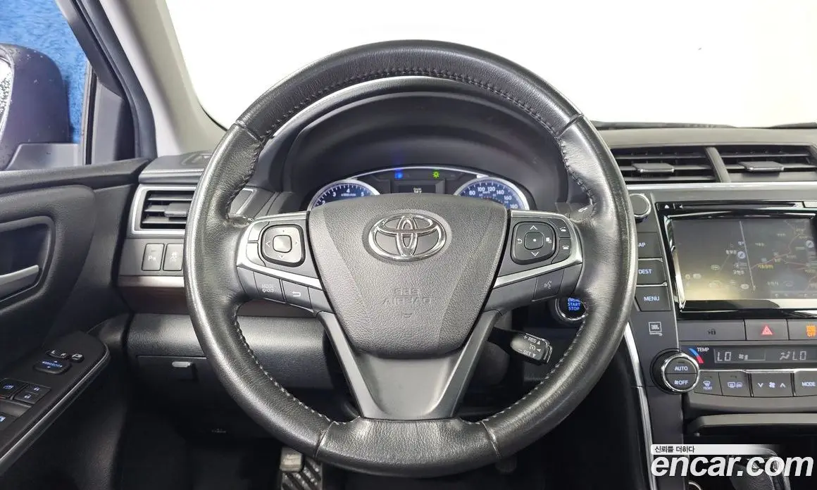 Toyota Camry 2016 2.5 автомат (гидро), фото 13 Toyota Camry 2016 2.5 автомат (гидро), фото 13
