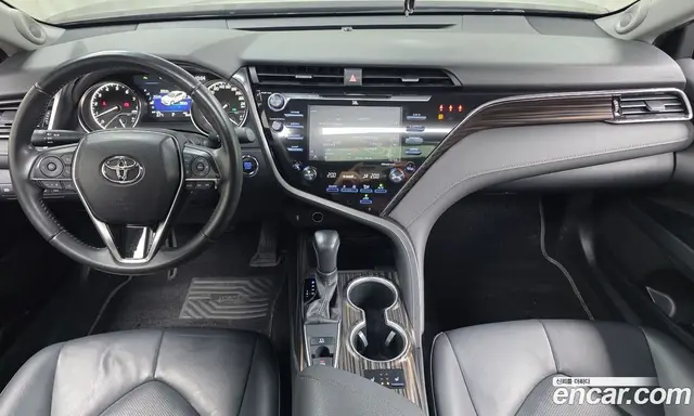 Toyota Camry 2019 2.5 автомат (гидро), миниатюра 10 Toyota Camry 2019 2.5 автомат (гидро), миниатюра 10