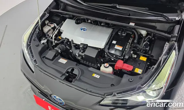 Toyota Prius 2021 1.8 автомат (гидро), миниатюра 5 Toyota Prius 2021 1.8 автомат (гидро), миниатюра 5