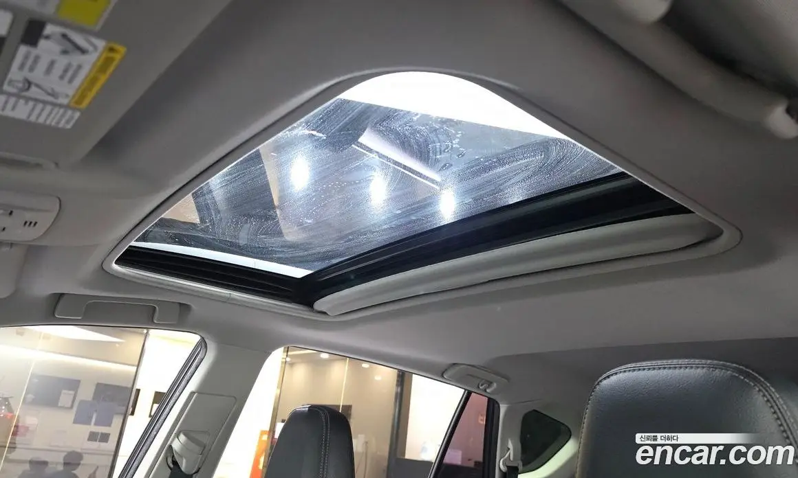 Toyota RAV4 2015 2.5 автомат (гидро), фото 19 Toyota RAV4 2015 2.5 автомат (гидро), фото 19