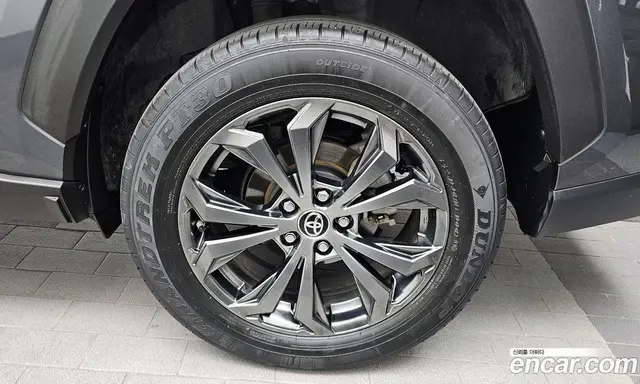 Toyota RAV4 2022 2.5 автомат (гидро), миниатюра 7 Toyota RAV4 2022 2.5 автомат (гидро), миниатюра 7