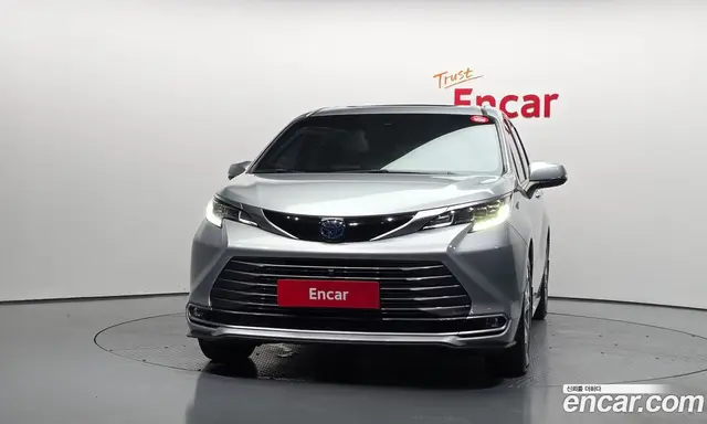 Toyota Sienna 2021 2.5 автомат (гидро), миниатюра 3 Toyota Sienna 2021 2.5 автомат (гидро), миниатюра 3