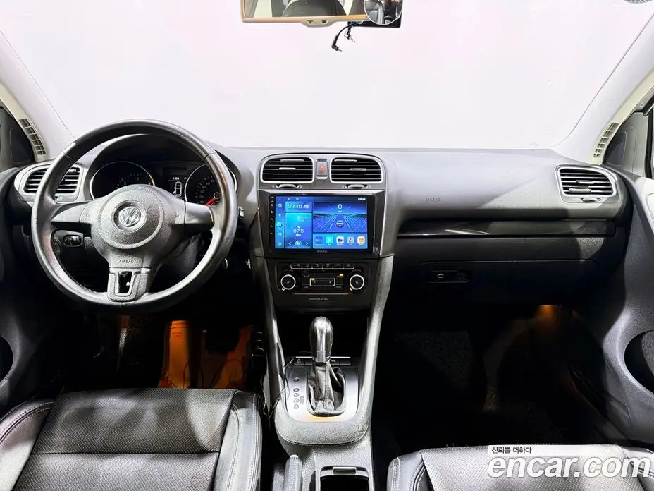 Volkswagen Golf 2011 2.0 автомат (гидро), фото 4 Volkswagen Golf 2011 2.0 автомат (гидро), фото 4