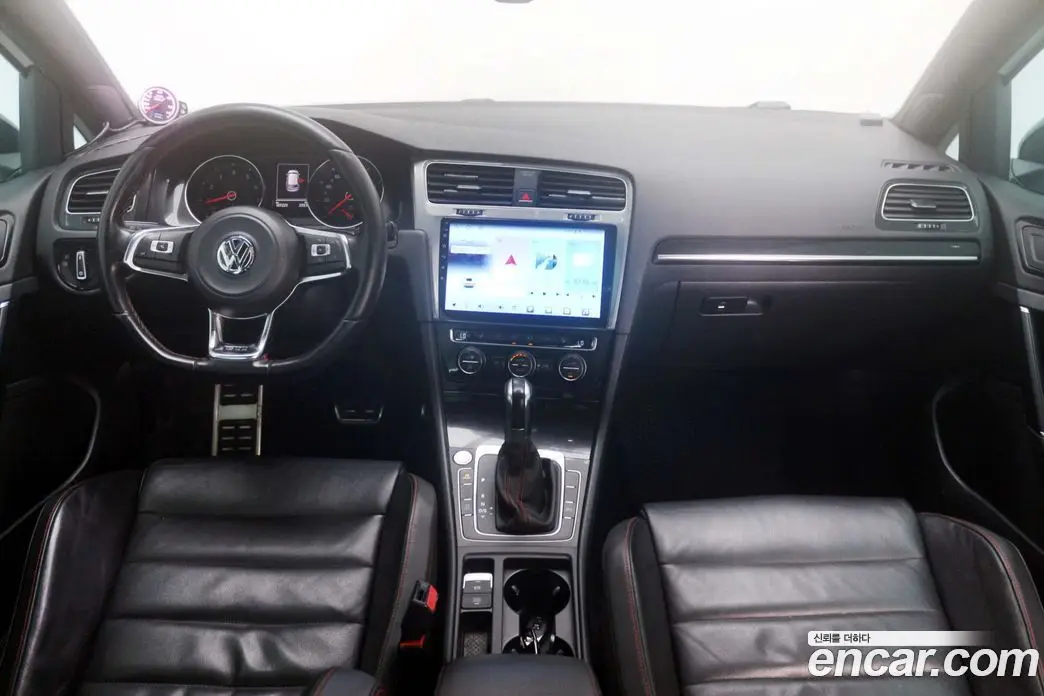 Volkswagen Golf 2014 2.0 автомат (гидро), фото 2 Volkswagen Golf 2014 2.0 автомат (гидро), фото 2