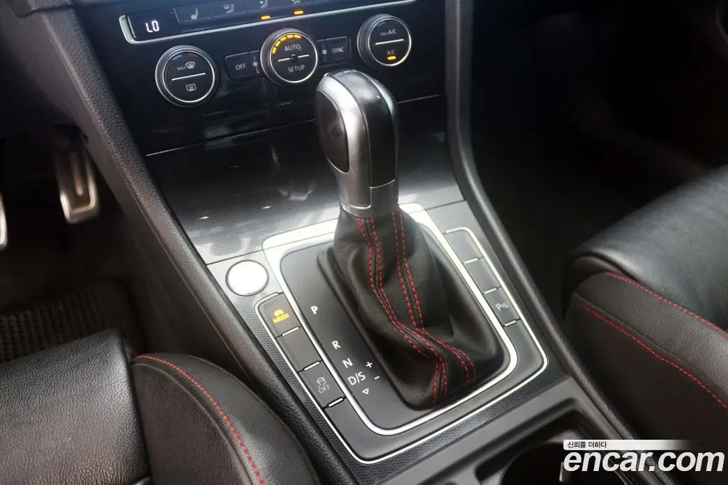 Volkswagen Golf 2014 2.0 автомат (гидро), фото 16 Volkswagen Golf 2014 2.0 автомат (гидро), фото 16