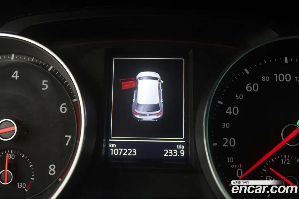 Volkswagen Golf 2014 2.0 автомат (гидро), фото 20 Volkswagen Golf 2014 2.0 автомат (гидро), фото 20
