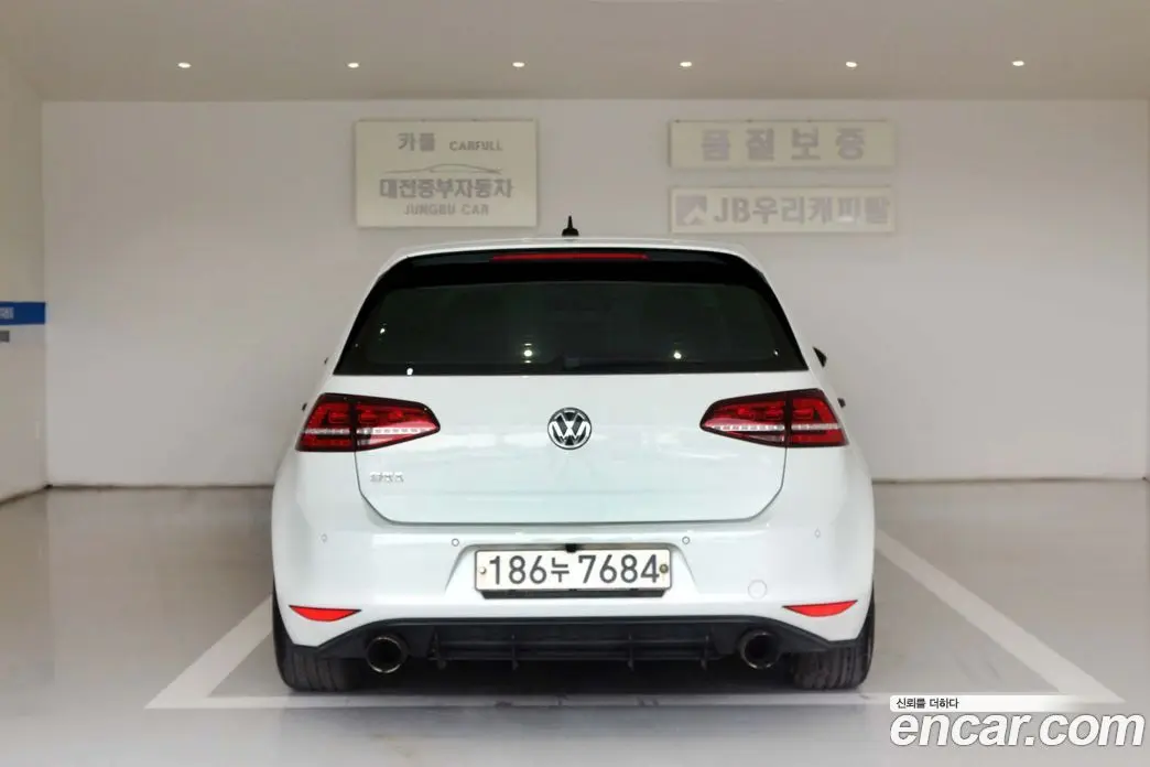 Volkswagen Golf 2014 2.0 автомат (гидро), фото 4 Volkswagen Golf 2014 2.0 автомат (гидро), фото 4
