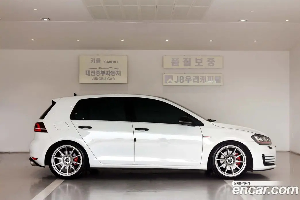 Volkswagen Golf 2014 2.0 автомат (гидро), фото 5 Volkswagen Golf 2014 2.0 автомат (гидро), фото 5