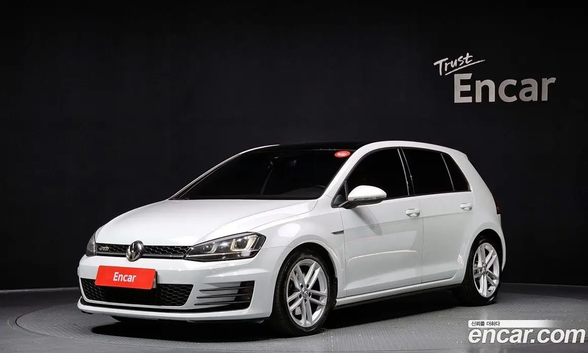 Volkswagen Golf 2015 2.0 автомат (гидро), фото 1 Volkswagen Golf 2015 2.0 автомат (гидро), фото 1