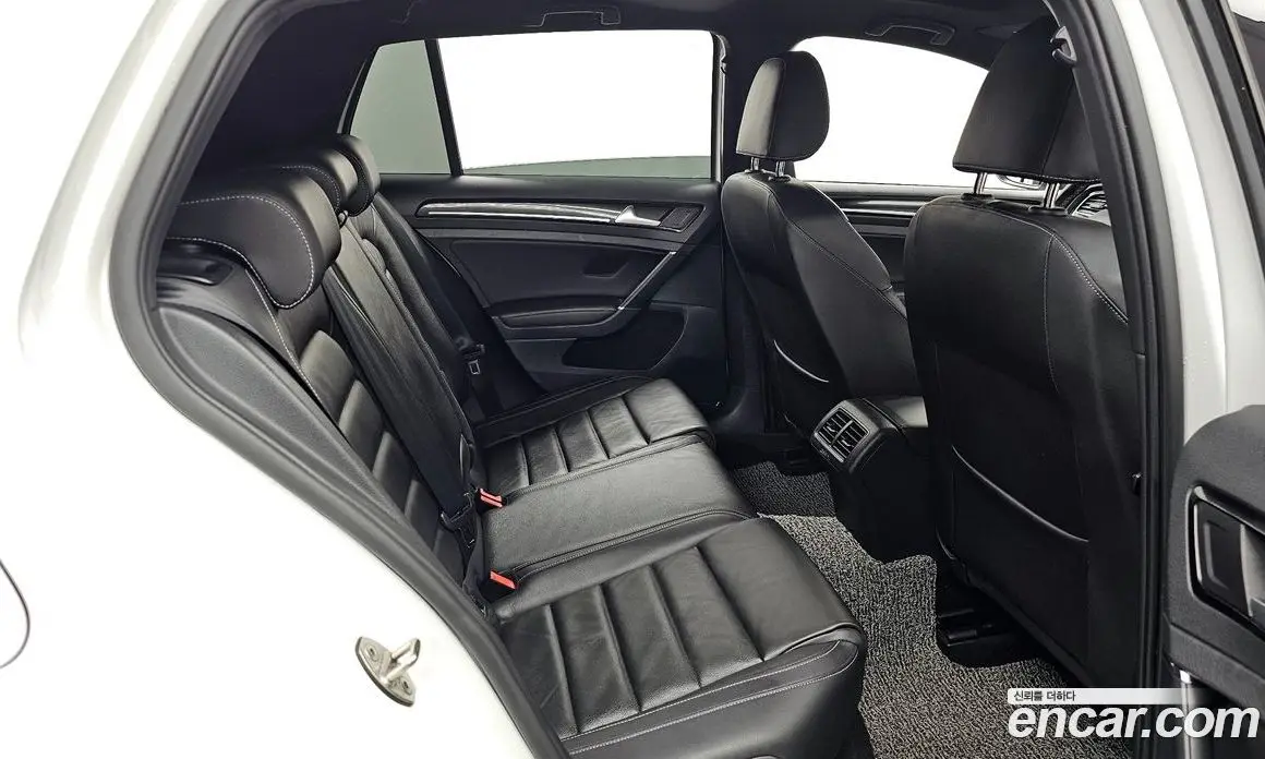Volkswagen Golf 2015 2.0 автомат (гидро), фото 12 Volkswagen Golf 2015 2.0 автомат (гидро), фото 12