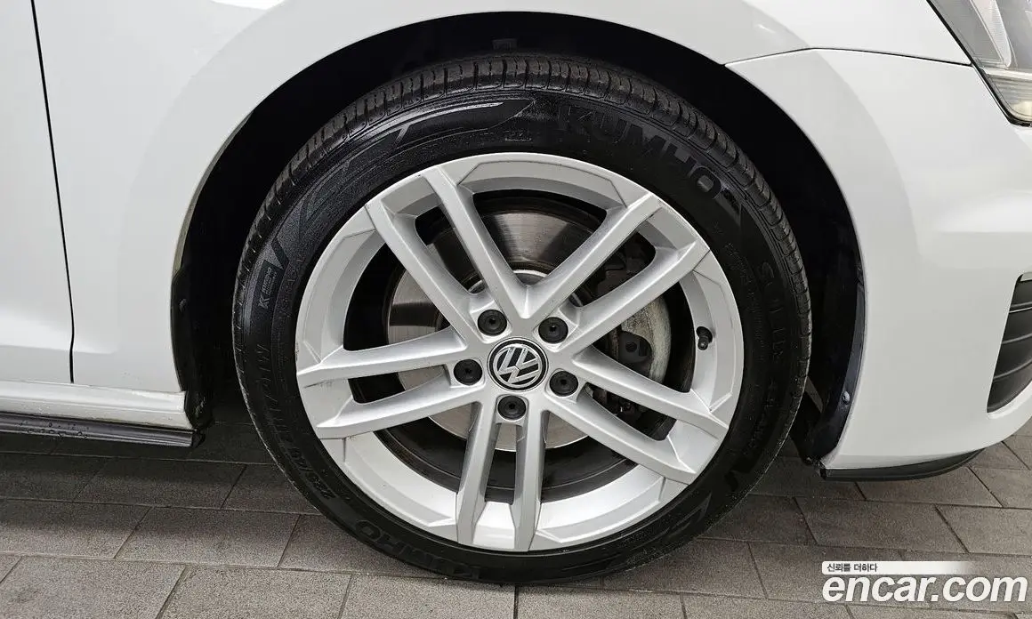 Volkswagen Golf 2015 2.0 автомат (гидро), фото 5 Volkswagen Golf 2015 2.0 автомат (гидро), фото 5