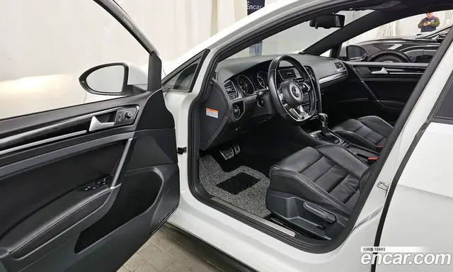 Volkswagen Golf 2015 2.0 автомат (гидро), миниатюра 10 Volkswagen Golf 2015 2.0 автомат (гидро), миниатюра 10