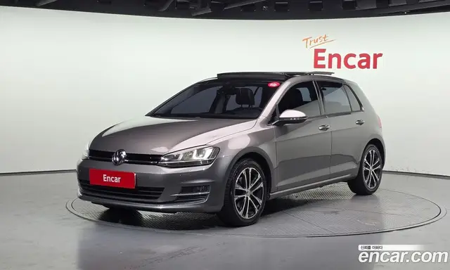 Volkswagen Golf 2016 2.0 автомат (гидро), миниатюра 1 Volkswagen Golf 2016 2.0 автомат (гидро), миниатюра 1