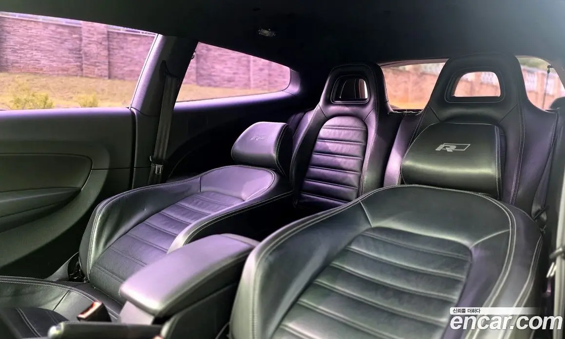 Volkswagen Scirocco 2015 2.0 автомат (гидро), фото 13 Volkswagen Scirocco 2015 2.0 автомат (гидро), фото 13