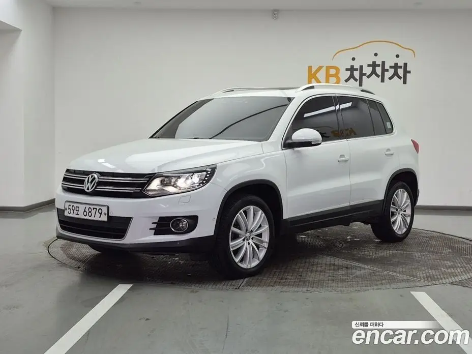 Volkswagen Tiguan 2014 2.0 автомат (гидро), фото 1 Volkswagen Tiguan 2014 2.0 автомат (гидро), фото 1