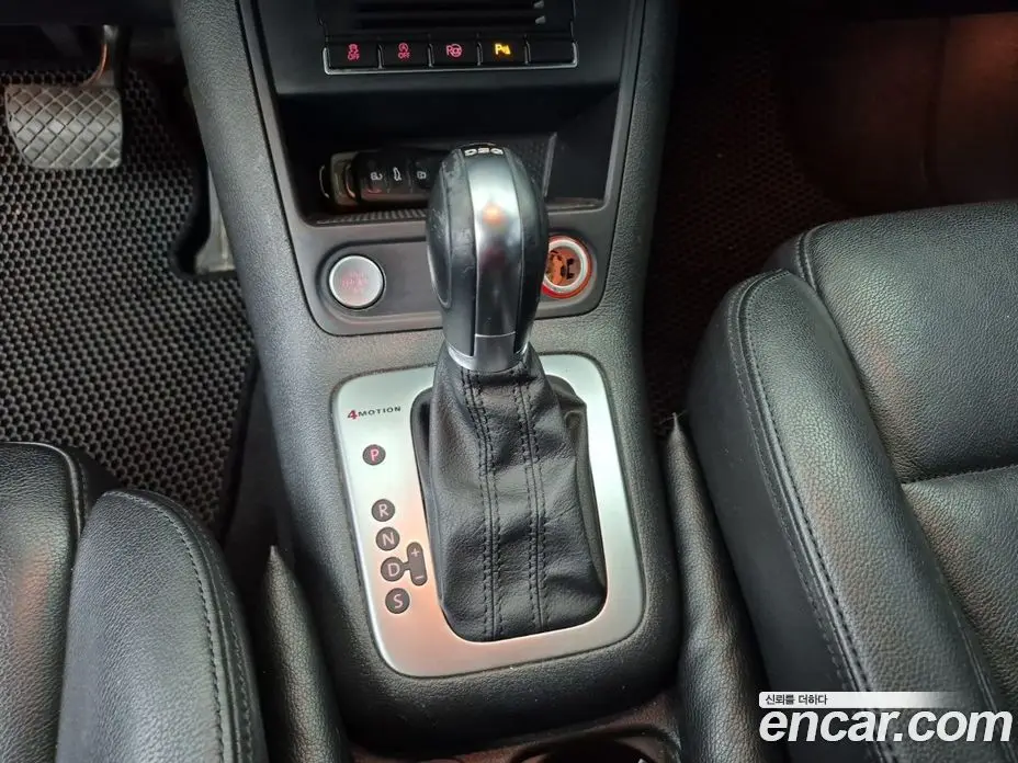 Volkswagen Tiguan 2014 2.0 автомат (гидро), фото 9 Volkswagen Tiguan 2014 2.0 автомат (гидро), фото 9
