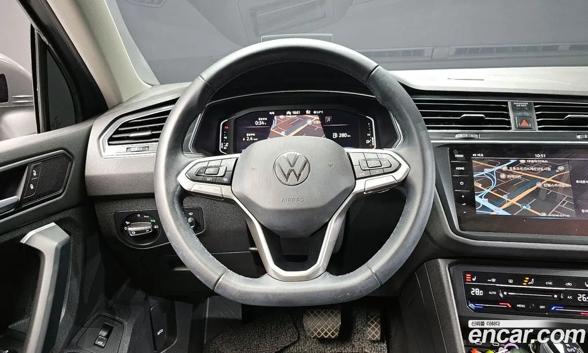 Volkswagen Tiguan 2021 2.0 автомат (гидро), фото 13