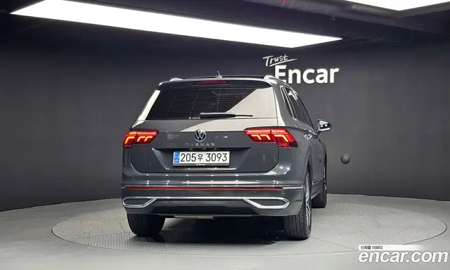 Volkswagen Tiguan 2021 2.0 автомат (гидро), миниатюра 4