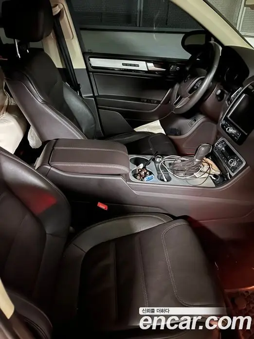 Volkswagen Touareg 2013 3.0 автомат (гидро), миниатюра 3 Volkswagen Touareg 2013 3.0 автомат (гидро), миниатюра 3