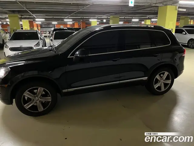 Volkswagen Touareg 2013 3.0 автомат (гидро), миниатюра 5 Volkswagen Touareg 2013 3.0 автомат (гидро), миниатюра 5