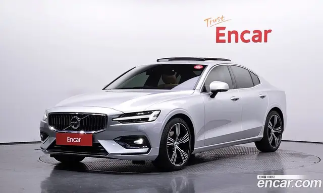 Volvo S60, 2021, 16 674 км