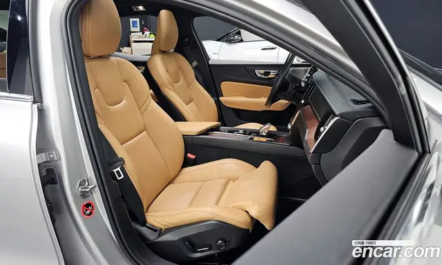 Volvo S60 2021 2.0 автомат (гидро), миниатюра 10 Volvo S60 2021 2.0 автомат (гидро), миниатюра 10