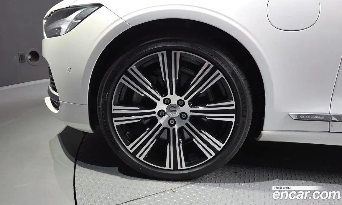 Volvo S90 2022 2.0 автомат (гидро), фото 5 Volvo S90 2022 2.0 автомат (гидро), фото 5