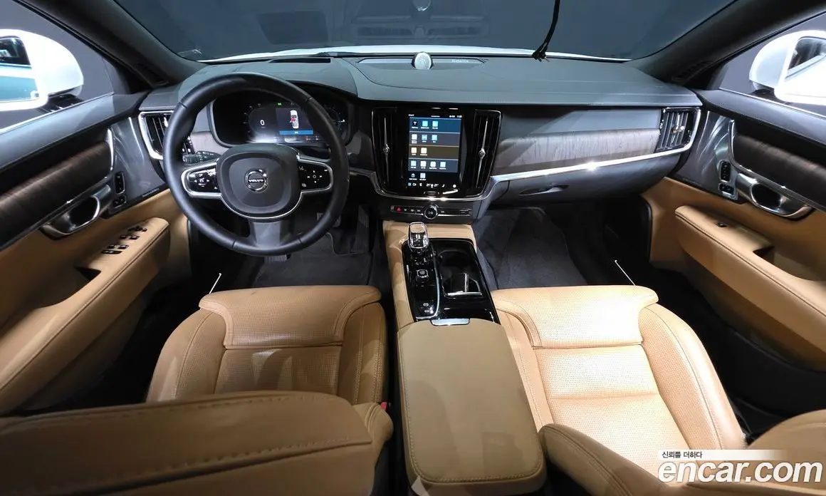 Volvo S90 2022 2.0 автомат (гидро), фото 7 Volvo S90 2022 2.0 автомат (гидро), фото 7