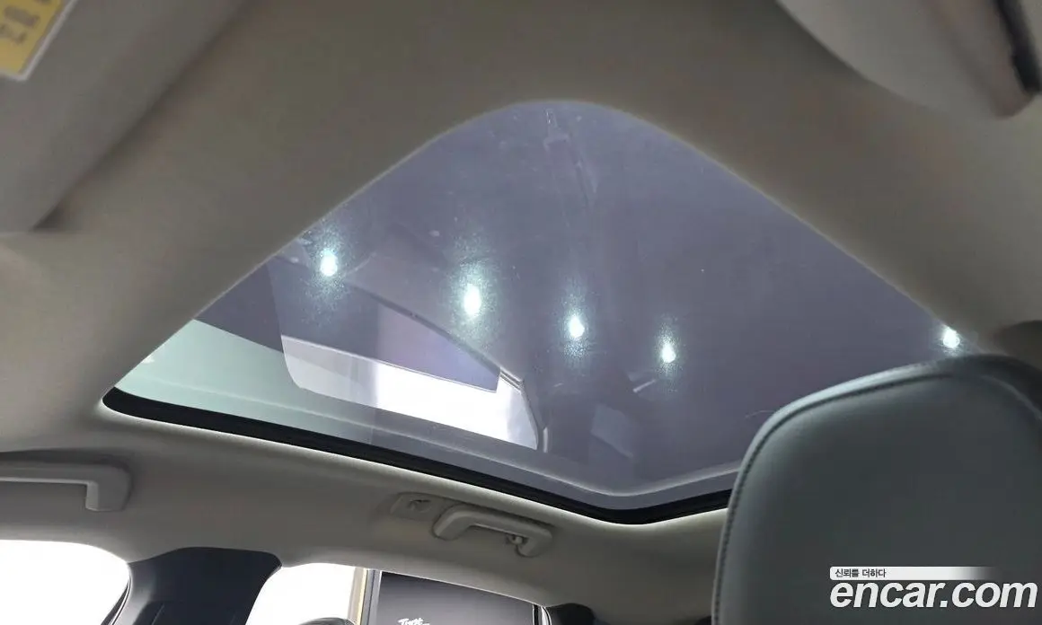 Volvo V40 2016 2.0 автомат (гидро), фото 19 Volvo V40 2016 2.0 автомат (гидро), фото 19