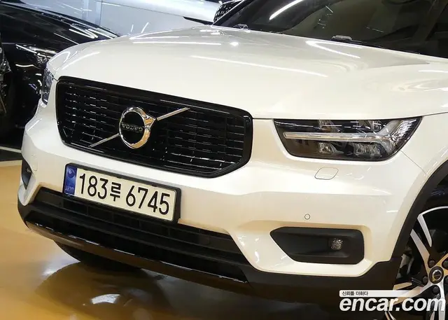 Volvo XC40 2021 2.0 автомат (гидро), миниатюра 5 Volvo XC40 2021 2.0 автомат (гидро), миниатюра 5
