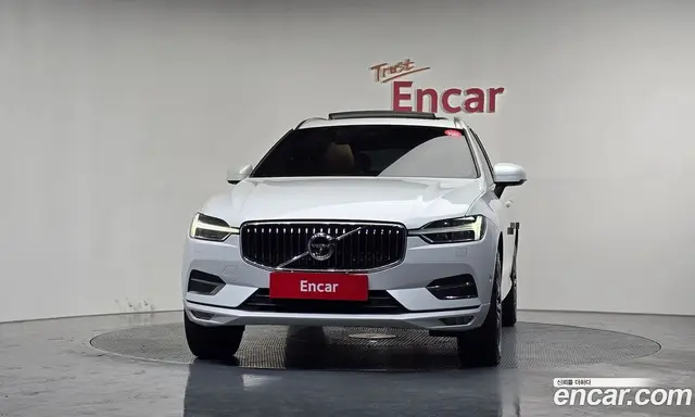 Volvo XC60 2017 2.0 автомат (гидро), миниатюра 3 Volvo XC60 2017 2.0 автомат (гидро), миниатюра 3