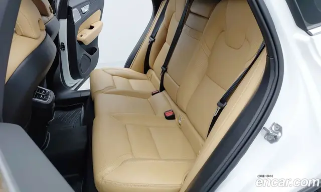 Volvo XC60 2019 2.0 автомат (гидро), миниатюра 11 Volvo XC60 2019 2.0 автомат (гидро), миниатюра 11
