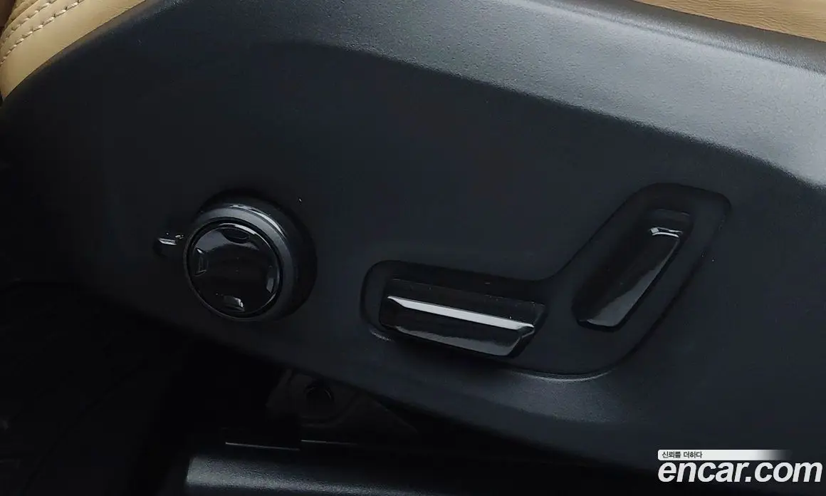 Volvo XC60 2019 2.0 автомат (гидро), фото 18 Volvo XC60 2019 2.0 автомат (гидро), фото 18